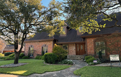 November Yard of the Month